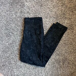 Danskin Black Snake Print Leggings